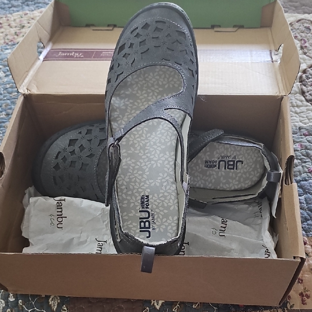 JBU Gray Flats with Textured Perforations